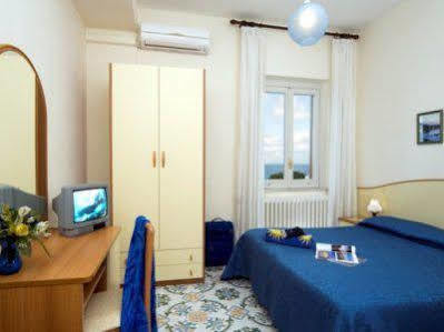 Casa Di Meglio Hotel