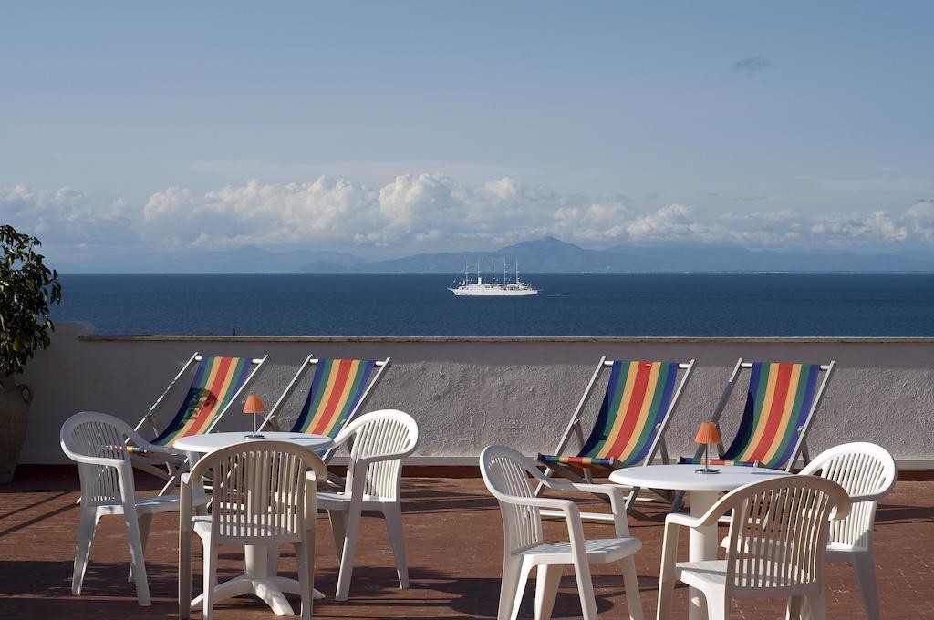 Casa Di Meglio Hotel 3*